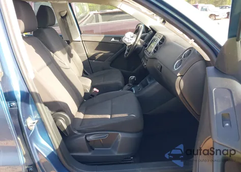 2017 Volkswagen Tiguan 2.0T/2.0T S z USA, uszkodzony, nr VIN WVGAV7AX6HK048818